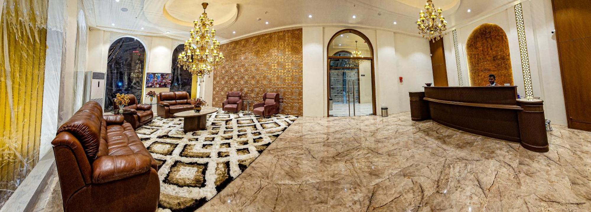 The S Crown Somnath Hotel Buitenkant foto